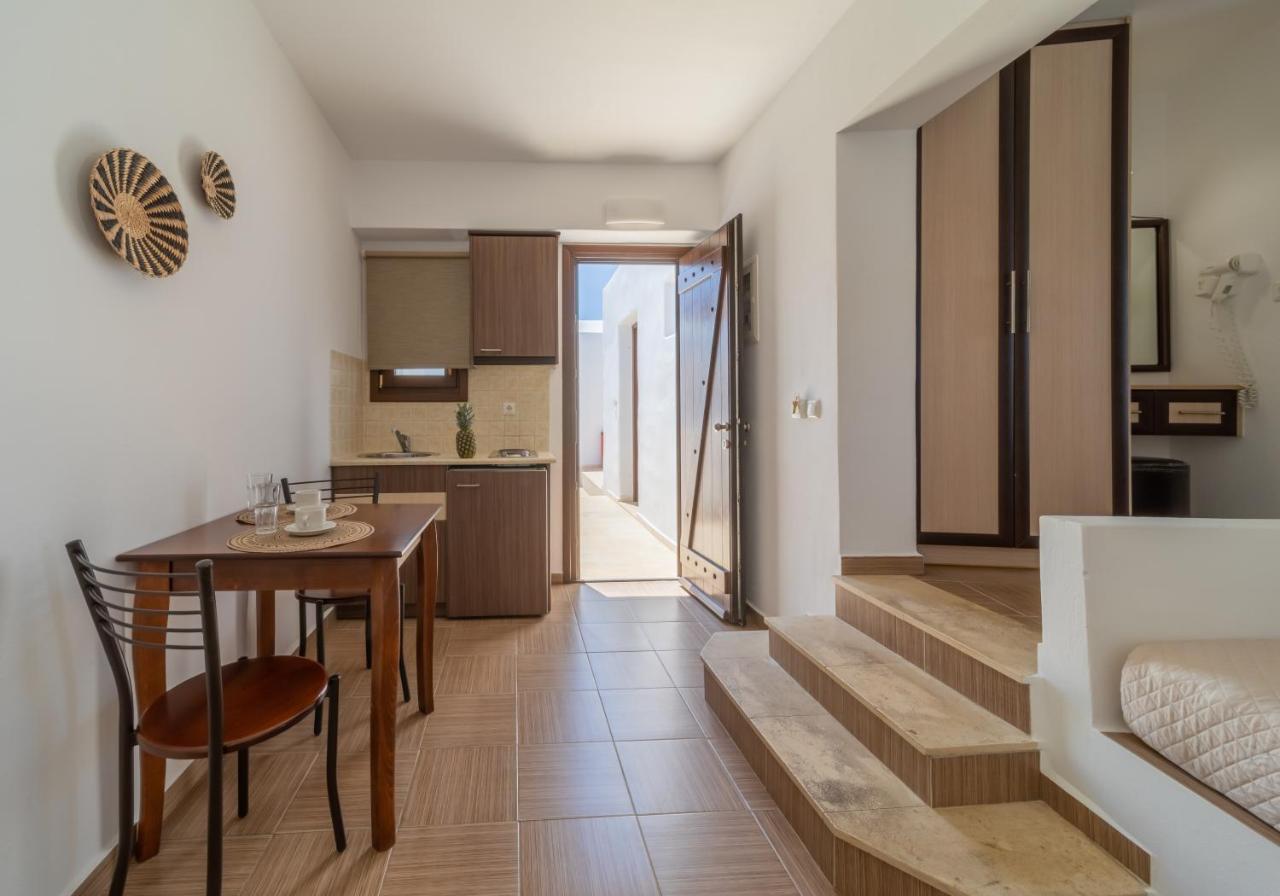 Anemomilos Beach Hotel Agia Anna  외부 사진