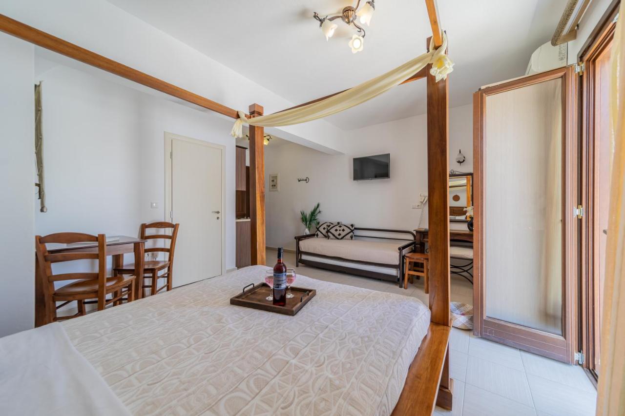 Anemomilos Beach Hotel Agia Anna  외부 사진