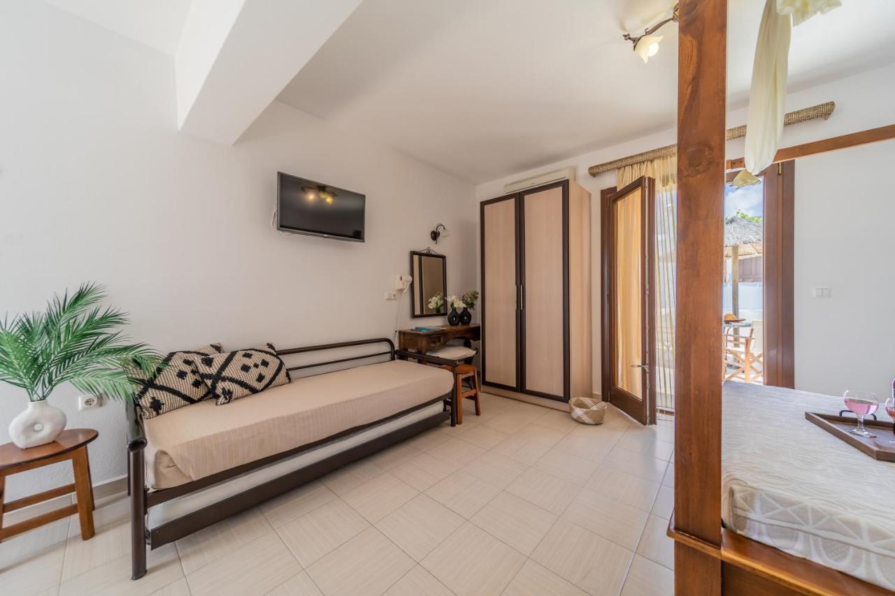 Anemomilos Beach Hotel Agia Anna  외부 사진