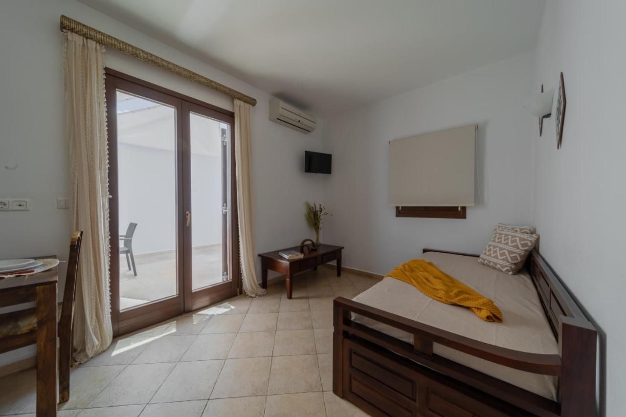 Anemomilos Beach Hotel Agia Anna  외부 사진